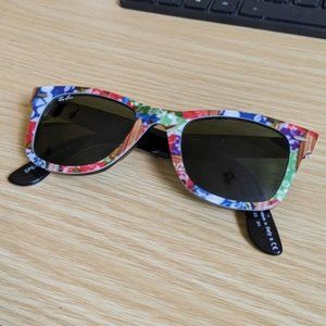 Vintage Ray Ban Wayfarer Rare Prints Sunglasses